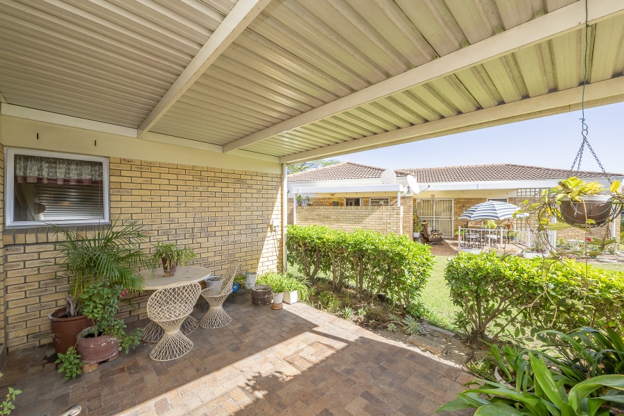 2 Bedroom Property for Sale in Protea Heights Western Cape